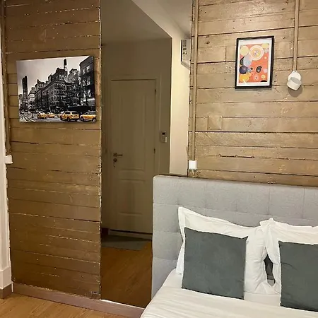 Homestay szállás Apartamento Bernardim Ribeiro 55 *